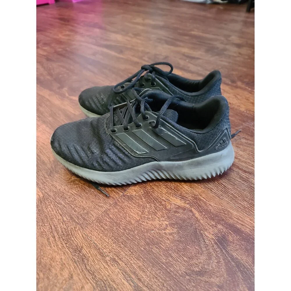 Mens Adidas Bounce Shoes‎ Black size 7 1/2